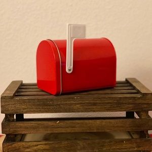 Target BP Valentine's Day Mini Mailbox